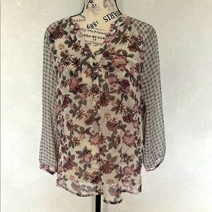 Floral Sheer Blouse